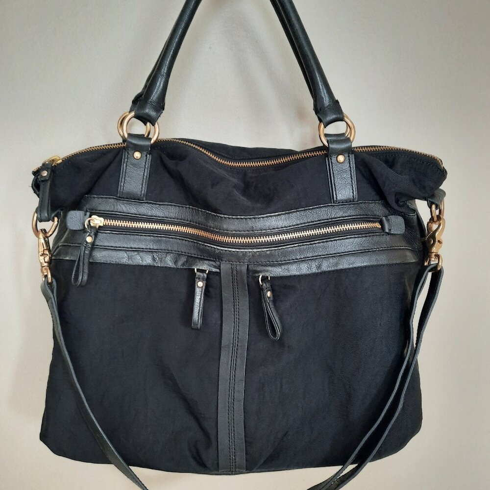 Banana Republic Amalfi nylon tote AVAILABLE JUNE 1